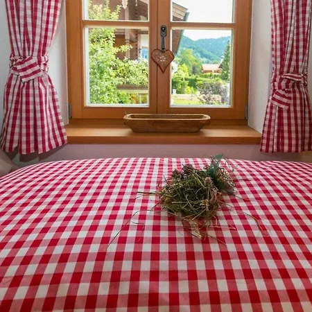 Alpenchalet Steinbock Сasa de vacaciones Reit im Winkl